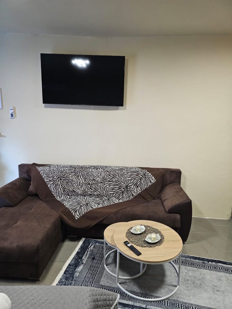 Chous Apartment – isogio