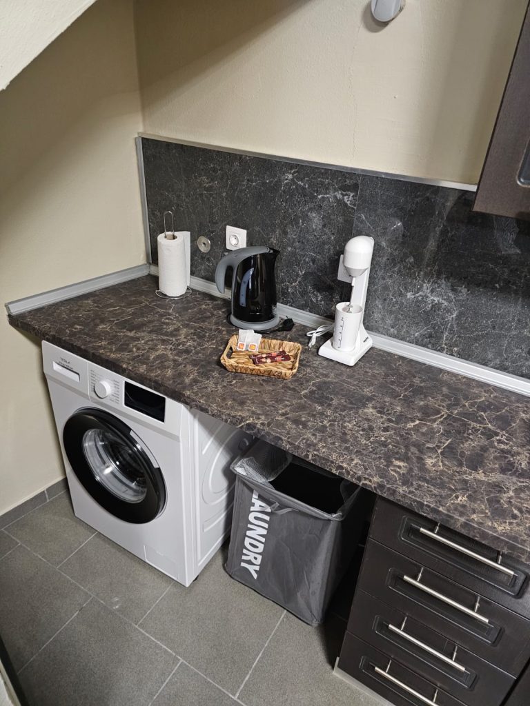 Chous Apartment – isogio