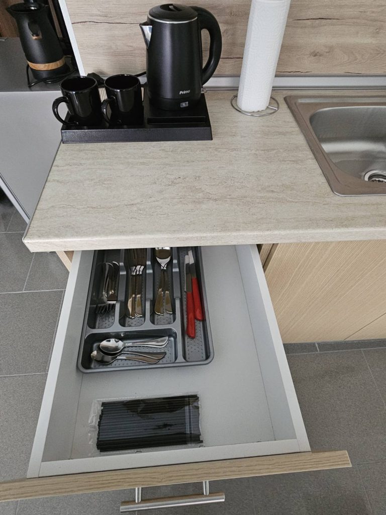Chous Apartment – 1o orofos