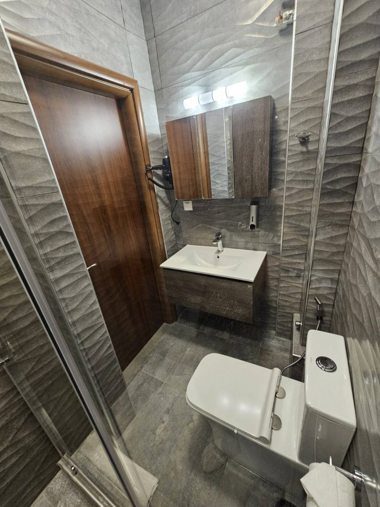 Chous Apartment – 1o orofos