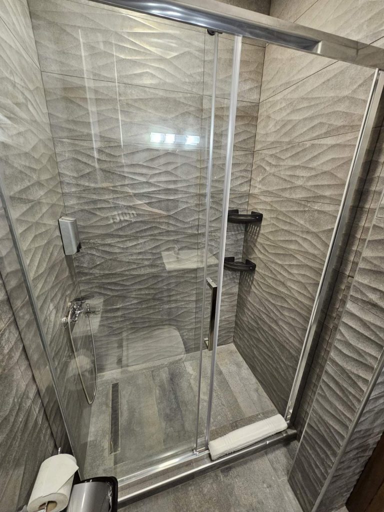 Chous Apartment – 1o orofos