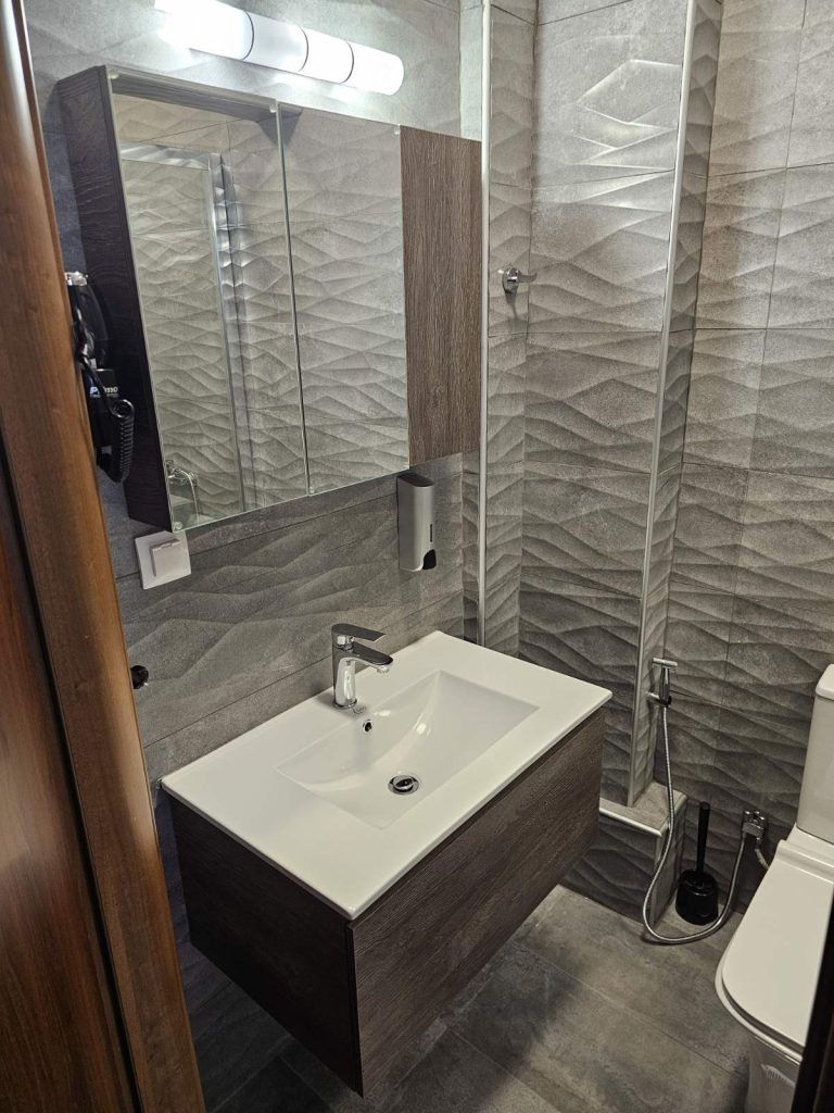 Chous Apartment – 1o orofos